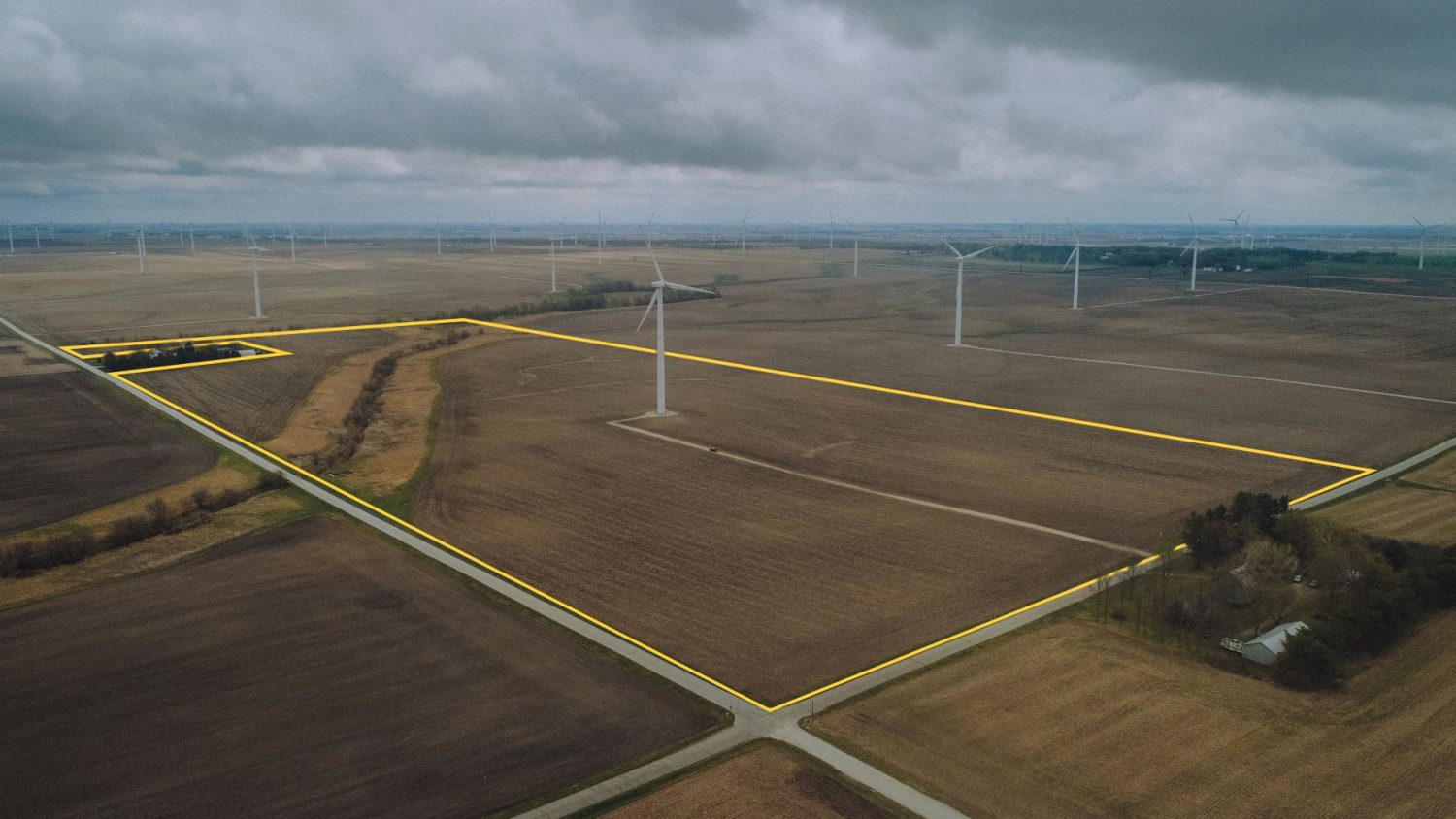 farm for sale wind turbine